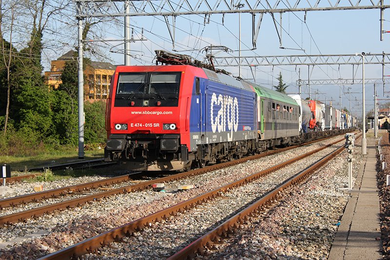 E_474_015_RoLa_Borgomanero_small.jpg