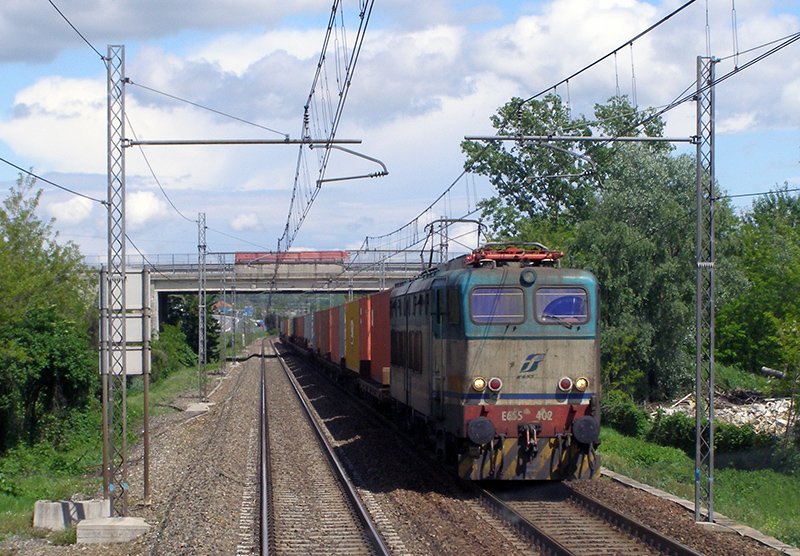 E_655_402_Container_small.jpg